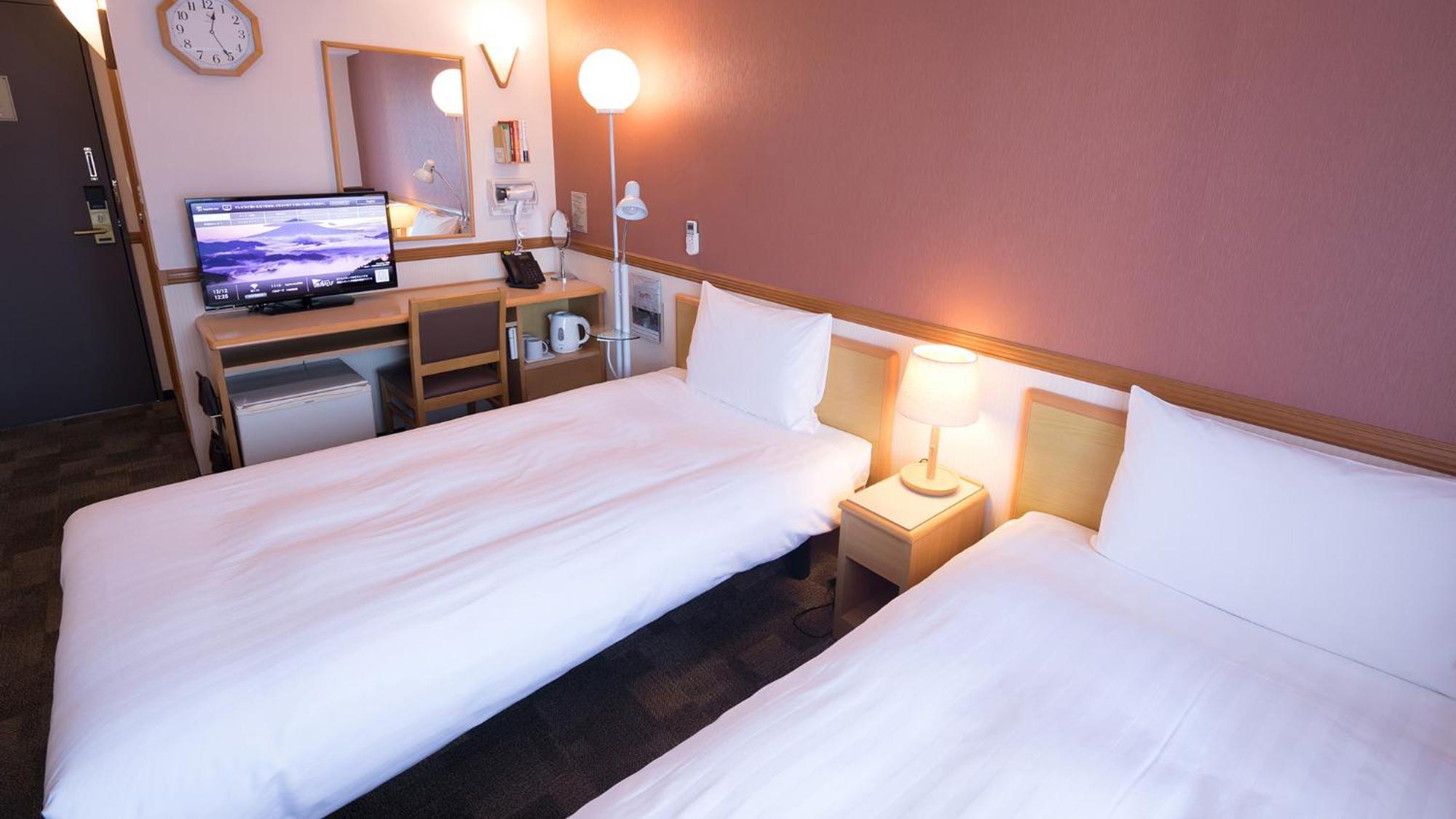 Toyoko Inn Matsuyama Ichibancho Zimmer foto