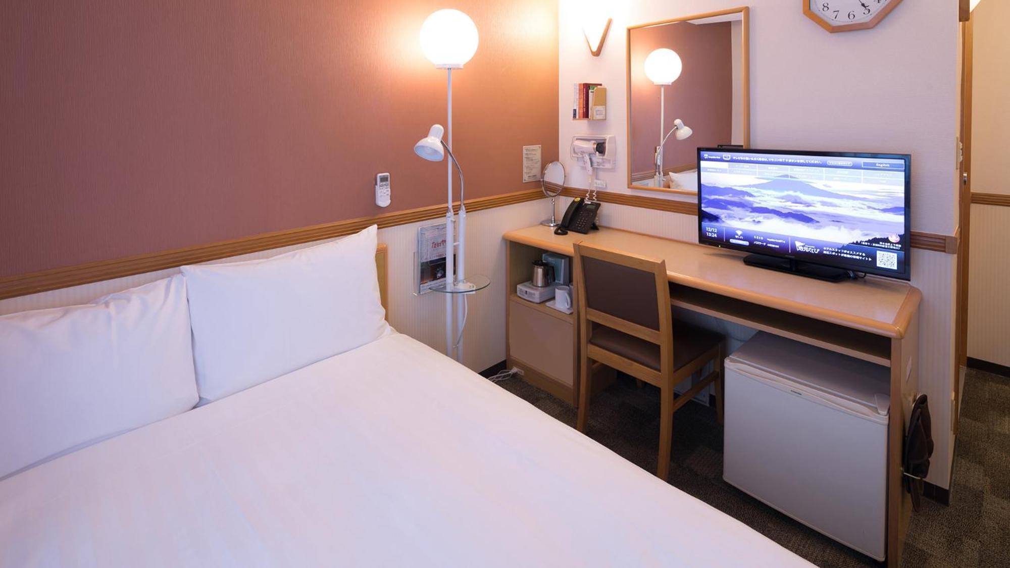 Toyoko Inn Matsuyama Ichibancho Zimmer foto