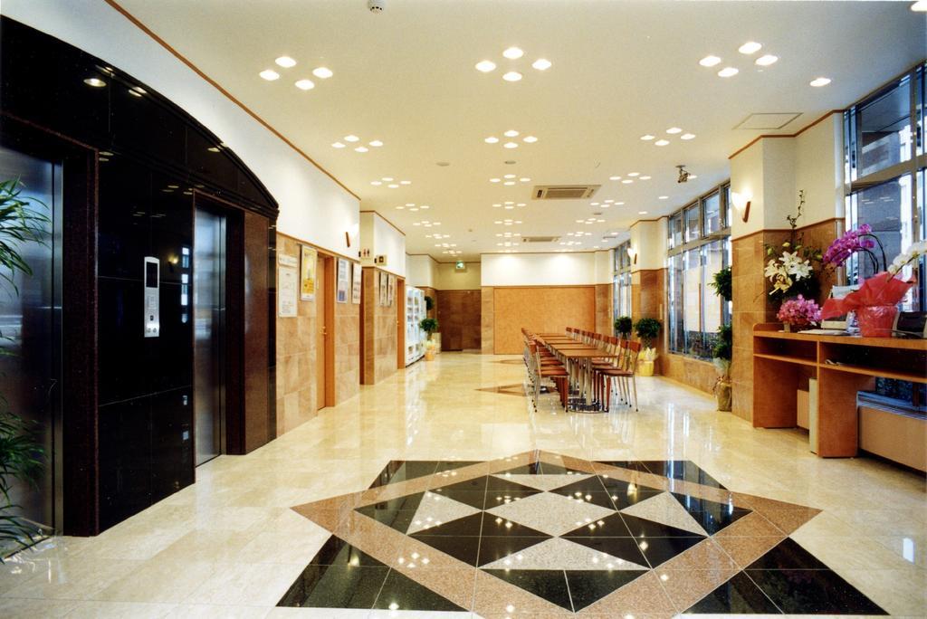 Toyoko Inn Matsuyama Ichibancho Exterior foto